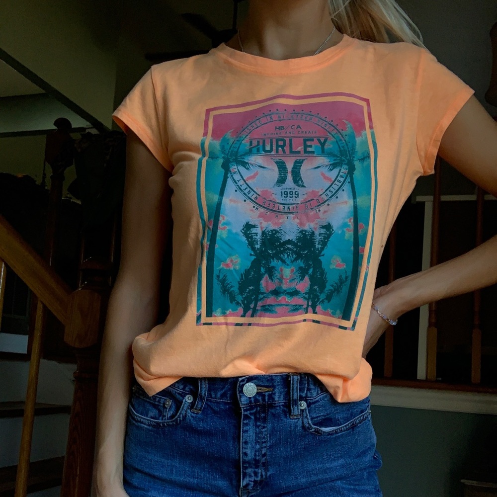 Hurley Tshirt